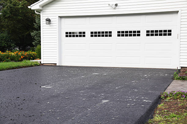 Best Furniture Removal  in Mastic, NY